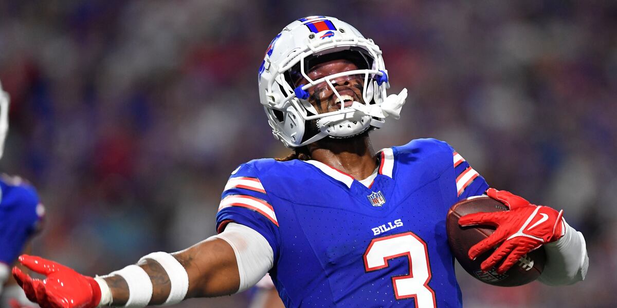 Bills safety Damar Hamlin gets his first career interception Bills safety Damar Hamlin gets his first career interception