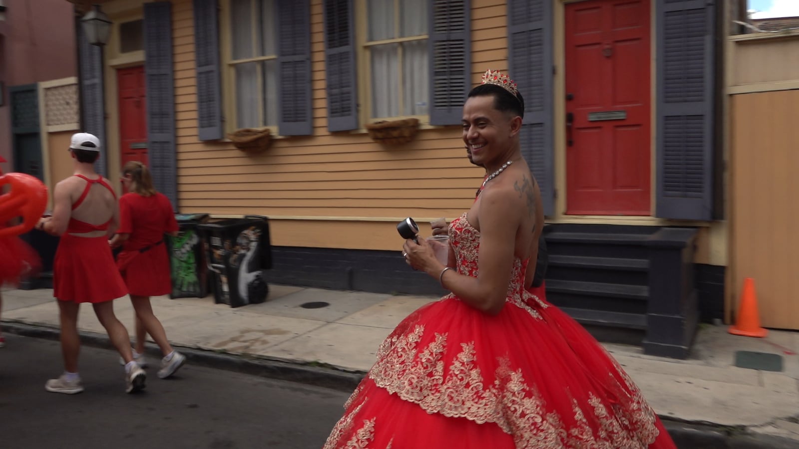 Red Dress Run took over New Orleans on Saturday with new starting line