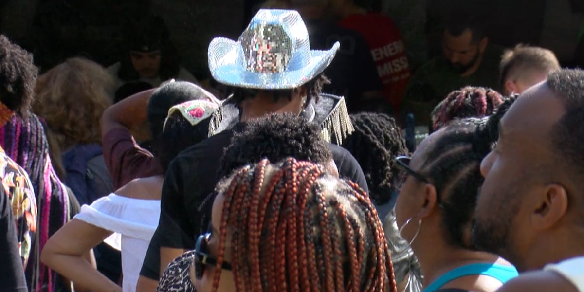 ‘BeyHive’ swarms Caesars Superdome for Beyonce’s Renaissance tour