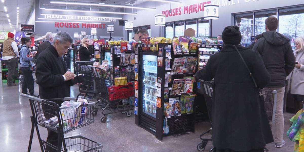 Shoppers hurry for last-minute groceries, supplies before Louisiana’s winter storm Shoppers hurry for last-minute groceries, supplies before Louisiana’s winter storm