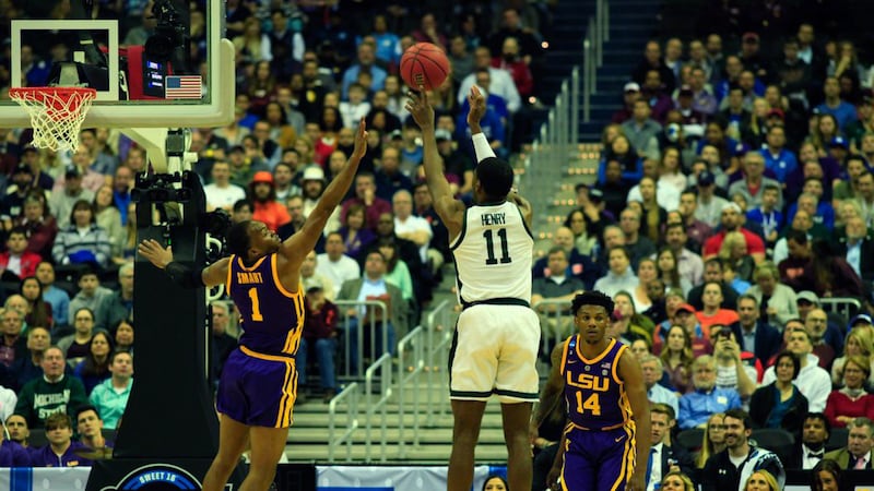 Michigan State forward Aaron Henry
